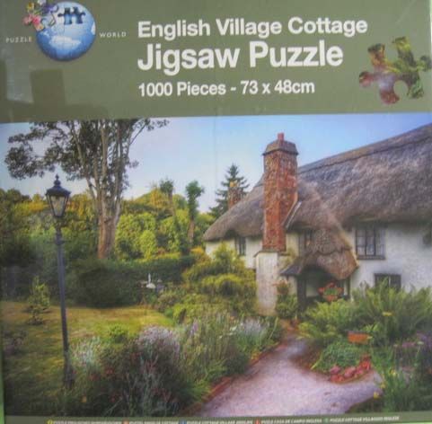 English Village Cottage (3058)