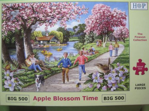 Apple Blossom Time (6670)